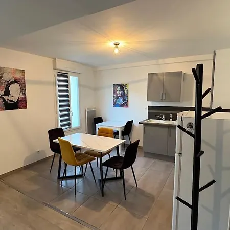 Apartment Guangzhou - Duplex Agreable *